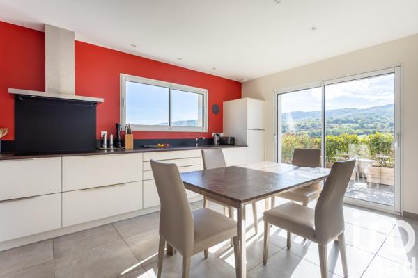 Maison à vendre 6 pièces 165 m² Romagnat