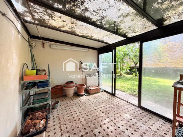 Propriétée composée de 2 maisons sur 920 m2 clos