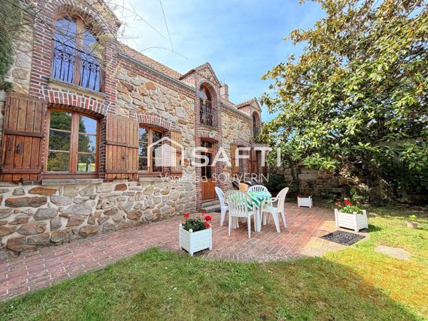 Propriétée composée de 2 maisons sur 920 m2 clos