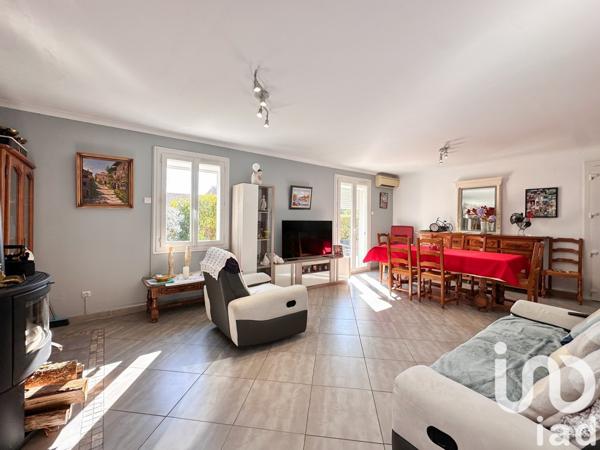Maison 4 pièces de 85 m² à Marguerittes (30320)