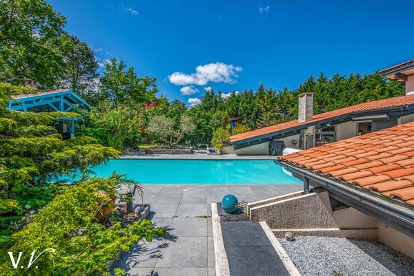 BISCARROSSE - MAISON D'ARCHITECTE ATYPIQUE SUR PARC