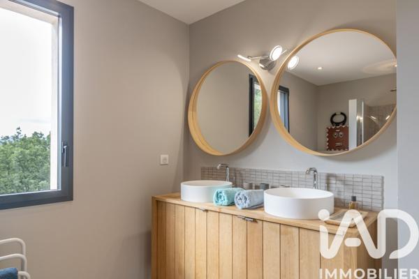 Maison à vendre 6 pièces 198 m² Grimaud