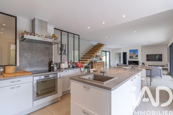 Maison à vendre 6 pièces 198 m² Grimaud