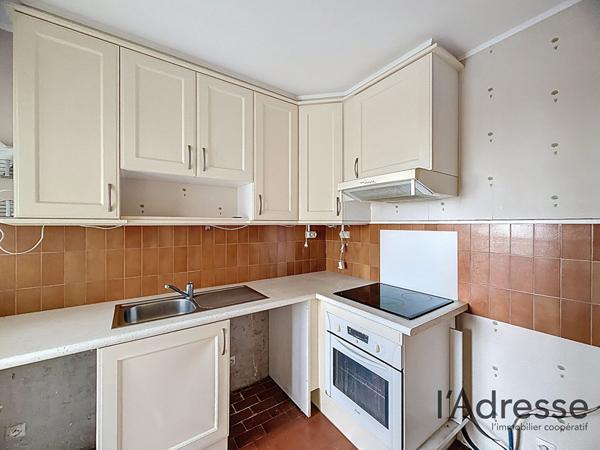 FRONT DE MER ! Appartement 2 pièces avec cave et parking !