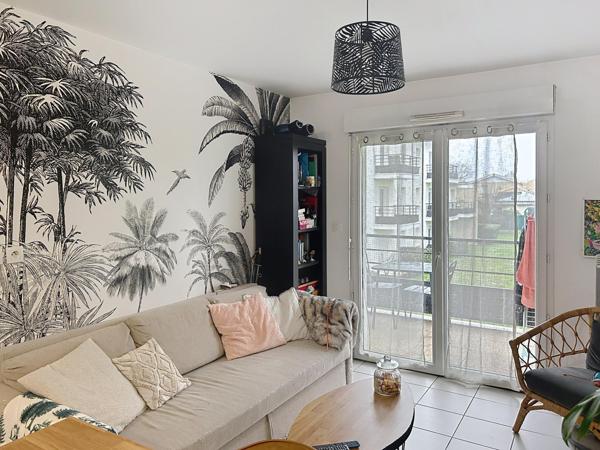 T2 Mérignac avec terrasse et parking couvert