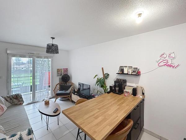 T2 Mérignac avec terrasse et parking couvert