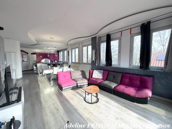 APPARTEMENT PROCHE COURS FAURIEL- 130M2 - 3 CHAMBRES - PARKING - TERRASSE 50M2