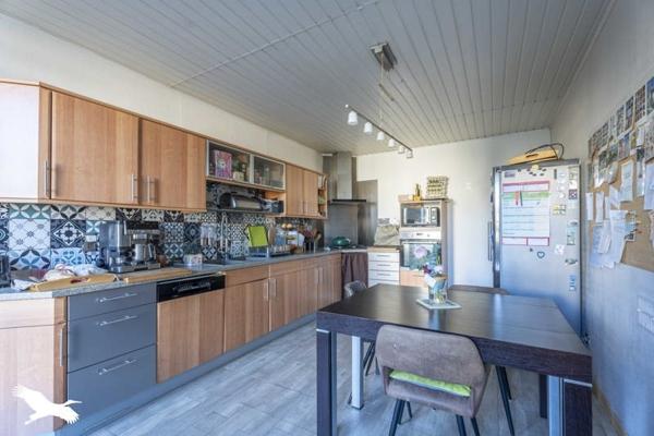 Maison à vendre |  Mirambeau |  7 pièces | 250 m²