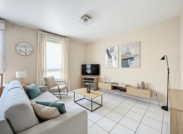 À vendre maison 3 chambres avec jardin et stationnement à Saint-Pierre-des-Corps