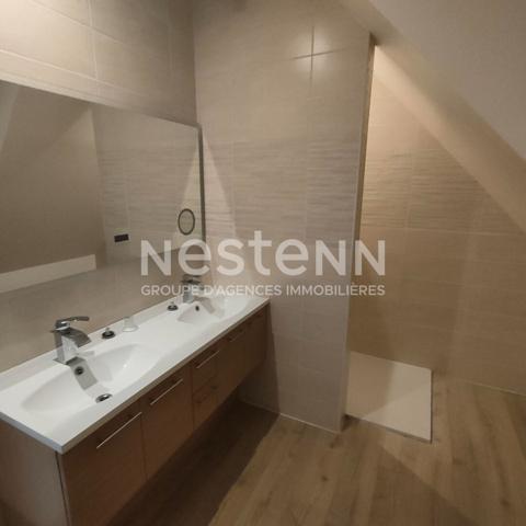 Maison 5 pièce(s) 182 m2