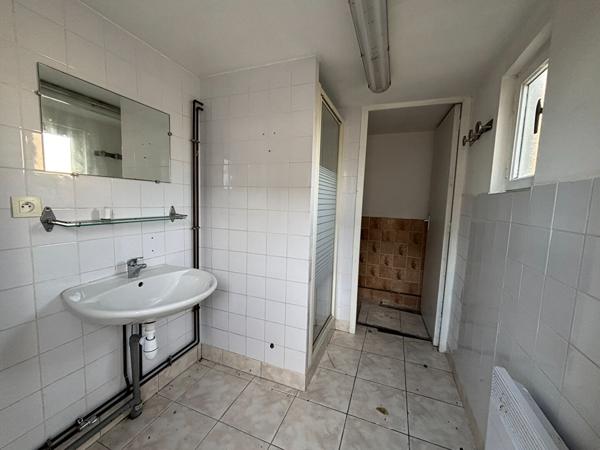 Local commercial au Bailleul (72200)