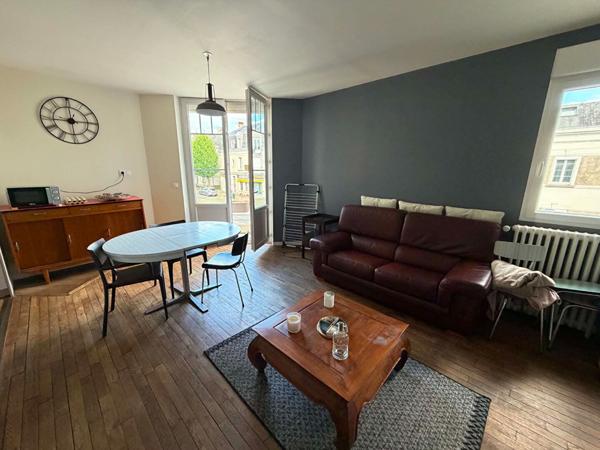 A louer - Appartement meublé 3 chambres avec garage et cave - Angers secteur Pasteur