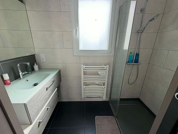 A louer - Appartement meublé 3 chambres avec garage et cave - Angers secteur Pasteur