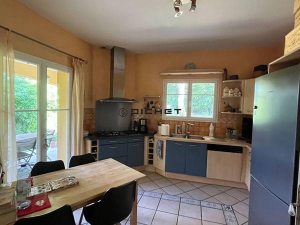 Maison 6 pièces 173 m² PESSAC - 33600