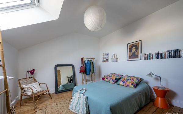 Maison à vendre    5 pièces • 200 m2 Angoulins