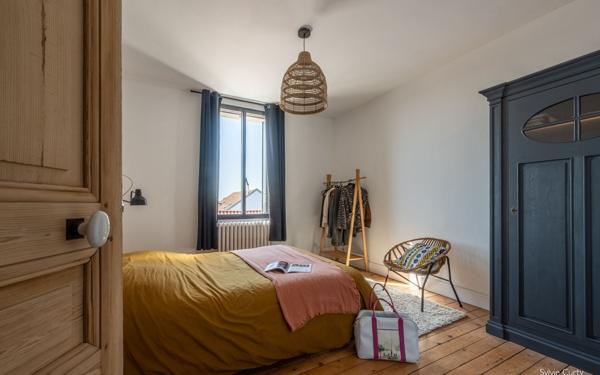 Maison à vendre    5 pièces • 200 m2 Angoulins