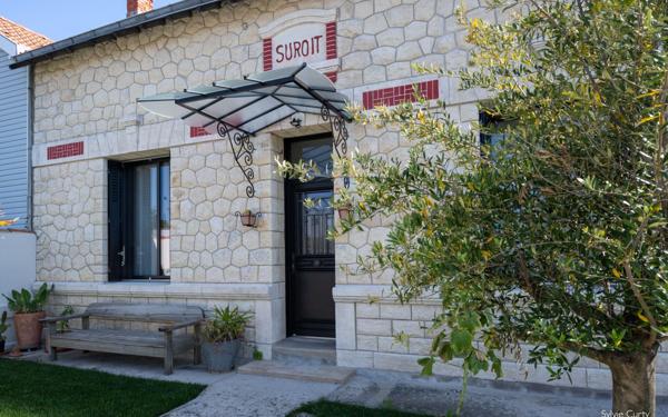 Maison à vendre    5 pièces • 200 m2 Angoulins