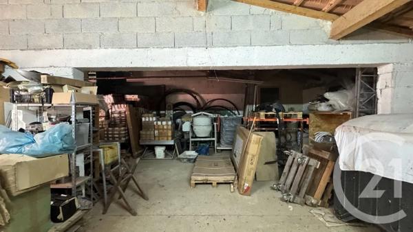 Maison à vendre  8 pièces - 216 m 2   LA GARDE  - 83