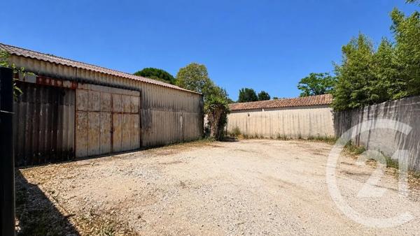 Maison à vendre  8 pièces - 216 m 2   LA GARDE  - 83