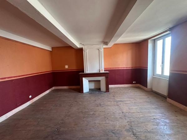 Dans bourg de Cazeres sur l'adour