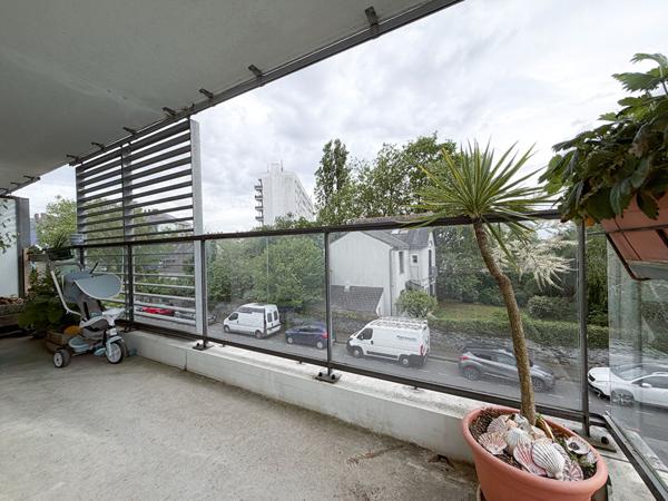 A vendre - Angers - T3 résidence récente avec balcon et garage fermé secteur Strasbourg