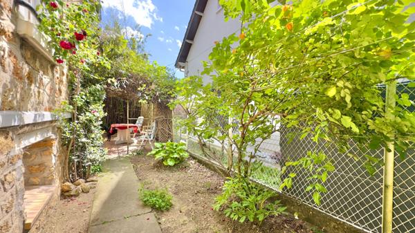 MAISON COTEAUX DE SAVIGNY-SUR-ORGE AVEC F2 INDÉPENDANT