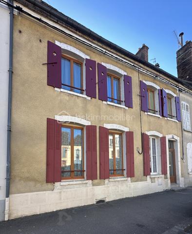 Maison de ville de 210 m²