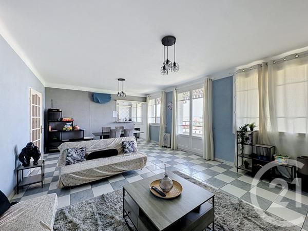 Appartement F5 à vendre  5 pièces - 83 m 2   LYON  - 69008