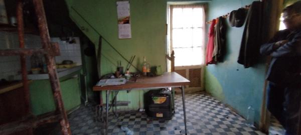 MAISON EN PIERRE A RÉNOVER AVEC JARDIN