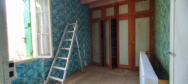 MAISON EN PIERRE A RÉNOVER AVEC JARDIN