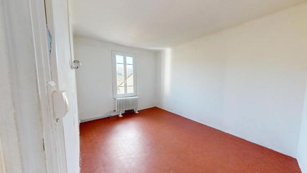 Maison de village avec jardin et vue sur la vallée