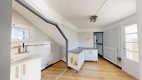 Maison de village avec jardin et vue sur la vallée