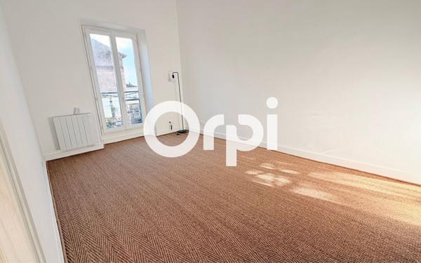 Appartement à vendre    3 pièces •  Hyères