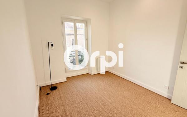 Appartement à vendre    3 pièces •  Hyères