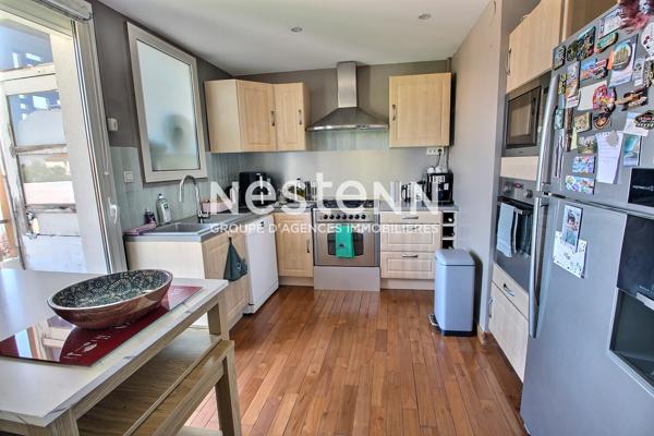 NESTENN VENISSIEUX - VENISSIEUX- SECTEUR CENTRE VILLE- T6- 92m²-  METRO - TRAMWAY - BUS  - GARE - COMMERCES - ECOLES - COLLEGES - PROCHE AXES ROUTIERS- IDEAL INVESTISSEUR