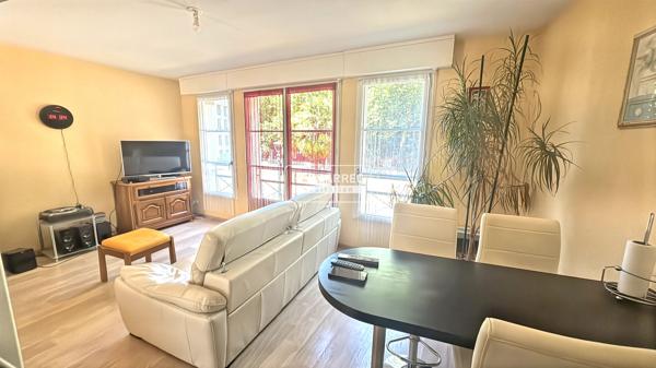 Appartement 3 pièces – 77 m² environ à Vitré (ref : 3354)