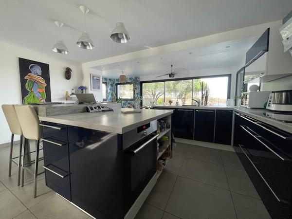 Propriété 140m 2 DOMPIERRE-SUR-MER