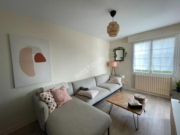 Maison familiale 5 chambres / Terrain 808 m² / Châteaugiron