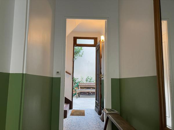 En limite de Vincennes, appartement mansardé