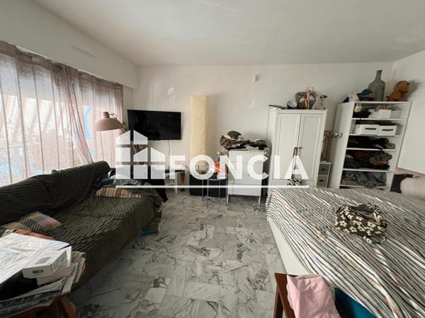 Location Studio 36.5 m² - 18 AVENUE DE BELGIQUE Hyeres 83400