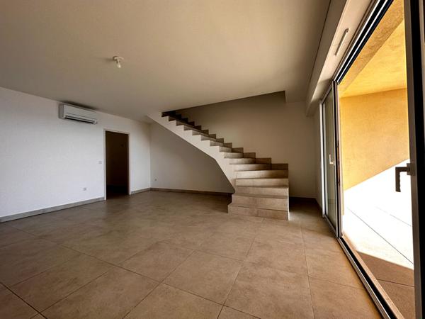 A VENDRE APPARTEMENT TYPE 5 20 000  AJACCIO - DUPLEX SANGUINAIRES LE PANORAMIQUE