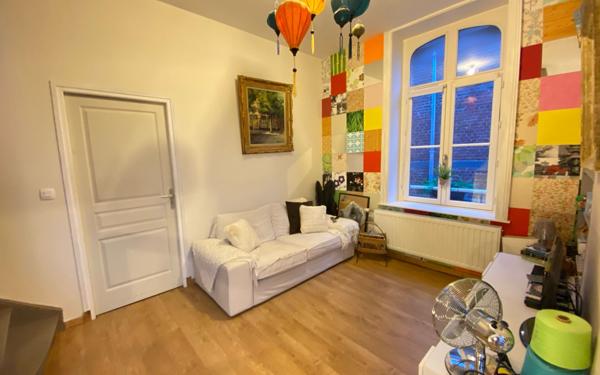 Immeuble à vendre    7 pièces • 164 m2 Seclin