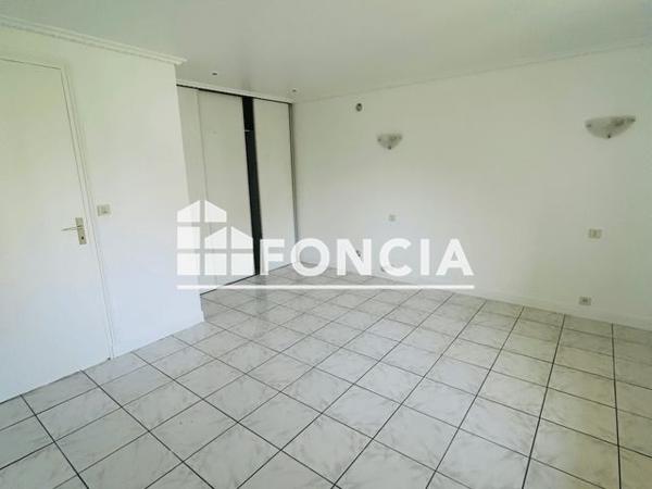 Location Maison 7 pièces 153.4 m² - 31 RUE DU VIEUX PERRAY Ste Genevieve Des Bois 91700