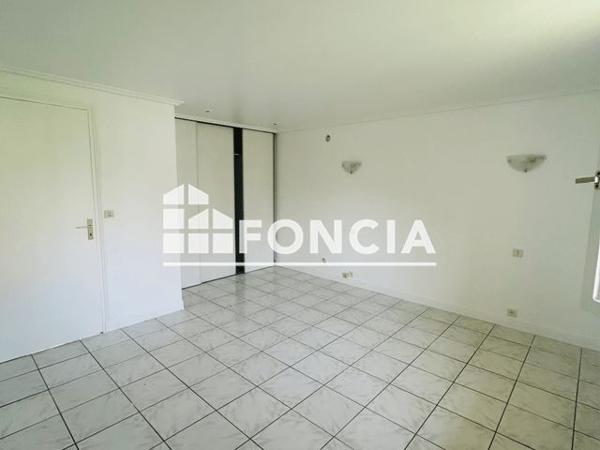 Location Maison 7 pièces 153.4 m² - 31 RUE DU VIEUX PERRAY Ste Genevieve Des Bois 91700