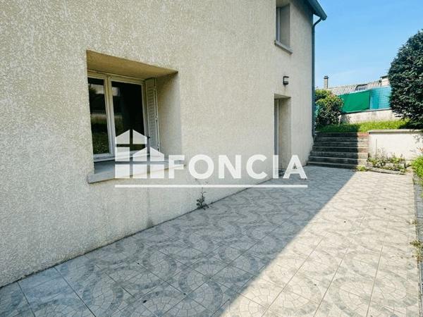 Location Maison 7 pièces 153.4 m² - 31 RUE DU VIEUX PERRAY Ste Genevieve Des Bois 91700