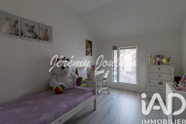 Maison à vendre 5 pièces 104 m² Jouy-le-Moutier