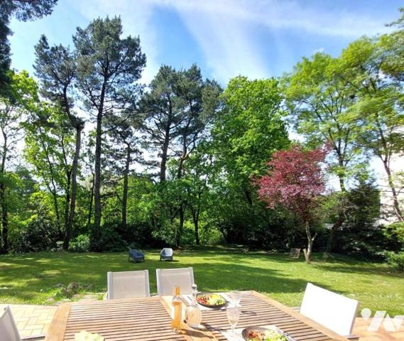 Nantes St Herblain, Val de Chézine, maison d'architecte 225 m², + sous-sol, vaste jardin