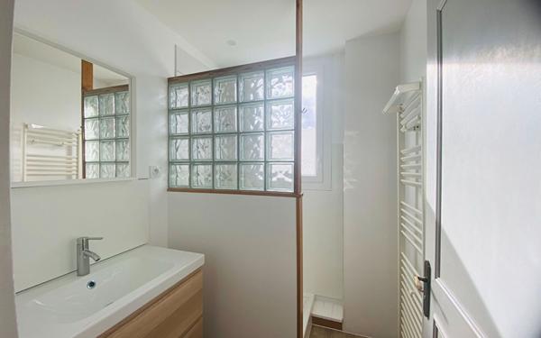 Maison à vendre    5 pièces •  Saintes