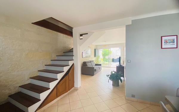 Maison à vendre    5 pièces •  Saintes