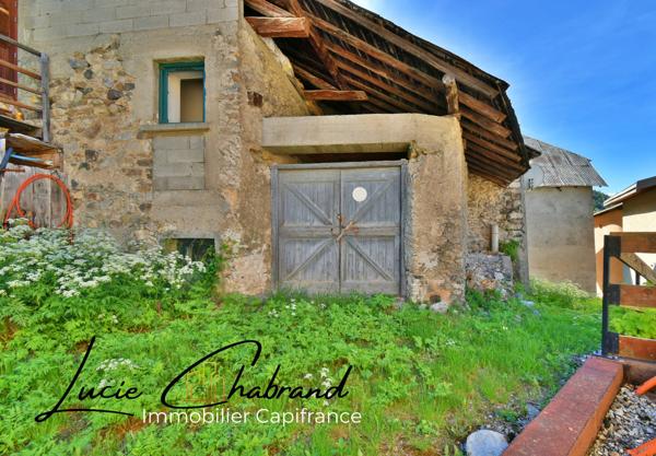 Maison à vendre 4 pièces LA ROCHE DE RAME (05)